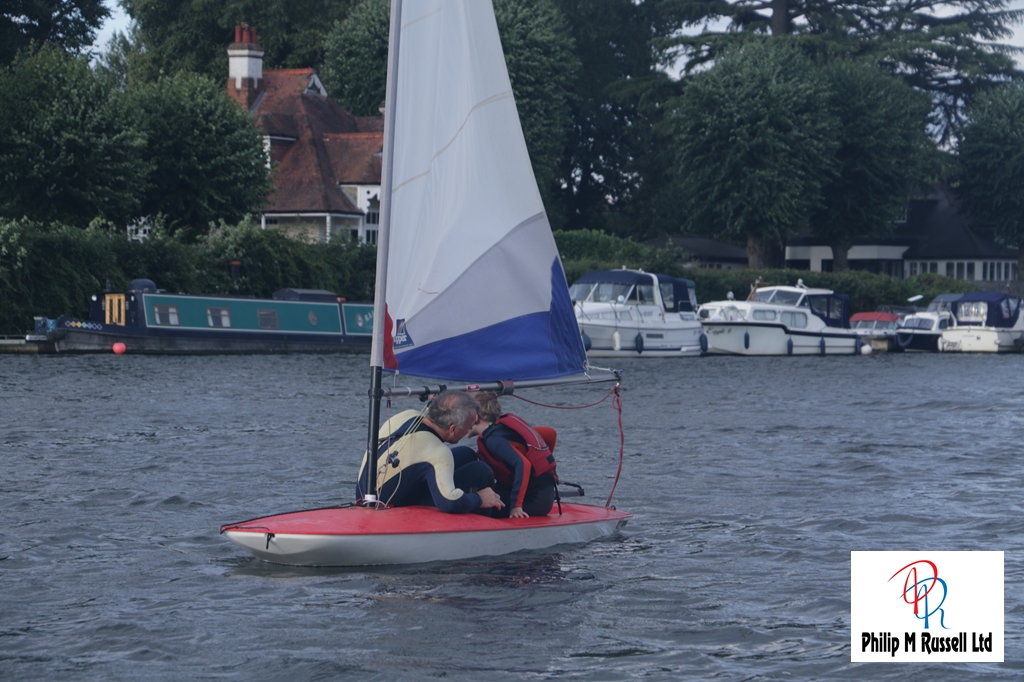 Learing tpo sail a Topper